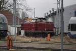 V100 weiter ging es dann zum BW der Fotograf war erstaunt was da abgestellt war 212 093-9 macht Pause im BW Rostock Hbf.08.01.2012