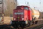 V100 Um 14:58 Uhr kam dann aus Richtung Berlin ein niedliche Fuhre mit 298 316-1 im Rostocker Seehafen an.23.01.2012