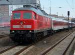 V300 Ausfahrender Leerpark CNL 451 Paris Est-Berlin S�dkreuz verlie� am 03.April 2010 mit 234 278 Berlin Lichtenberg nach Berlin Warschauer Stra�e.