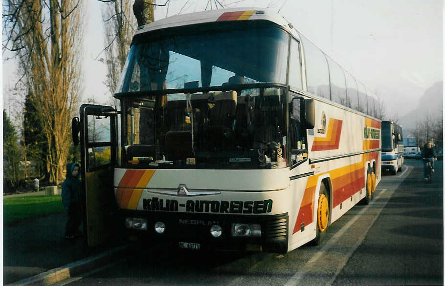 (016'527) - Klin, Zollikofen - BE 63'771 - Neoplan am 22. Mrz 1997 in Thun, Lachen