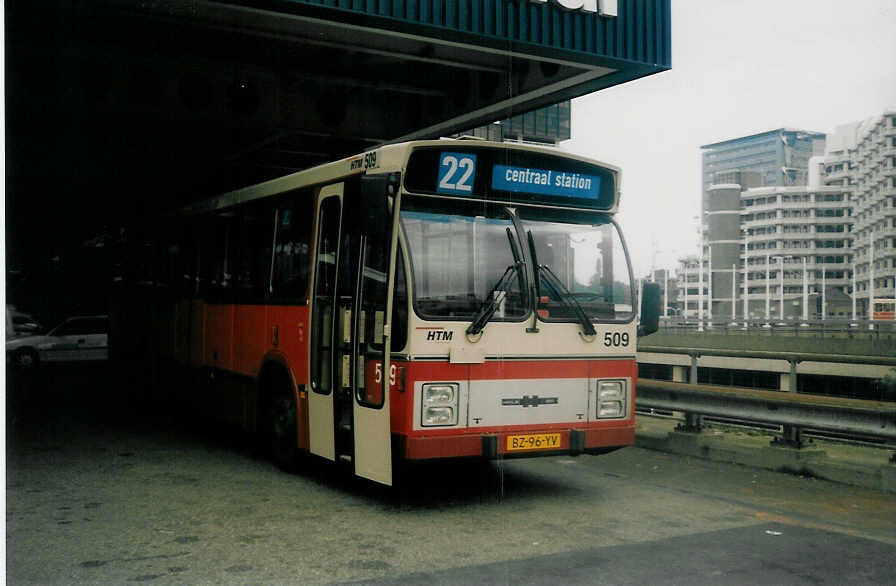 (017'628) - HTM Den Haag - Nr. 509/BZ-96-YV - Hainje/DAF am 9. Juli 1997 in Den Haag, Central Station