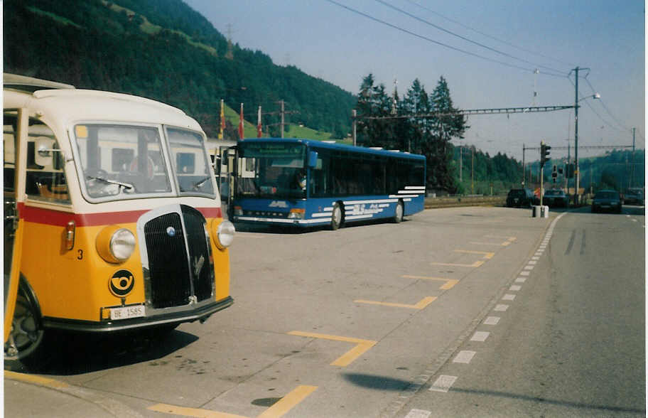 (018'713) - AFA Adelboden - Nr. 2/BE 25'802 - Setra am 25. August 1997 beim Bahnhof Reichenbach (Teilaufnahme)