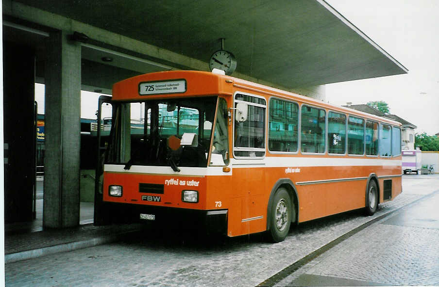 (023'234) - Ryffel, Uster - Nr. 73/ZH 457'075 - FBW/Tscher am 14. Juni 1998 beim Bahnhof Uster