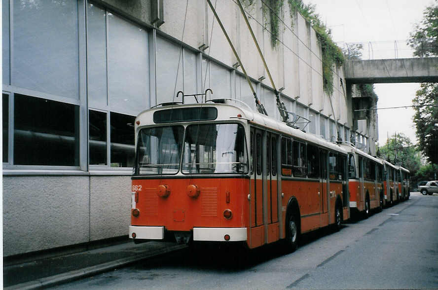 (025'634) - TL Lausanne - Nr. 662 - FBW/Eggli Trolleybus am 22. August 1998 in Lausanne, D�p�t Borde