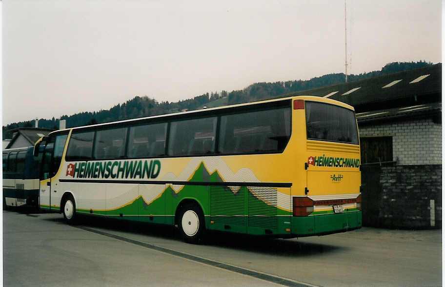 (030'515) - AvH Heimenschwand - Nr. 8/BE 57'461 - Setra am 26. M�rz 1999 in Thun, Garage STI