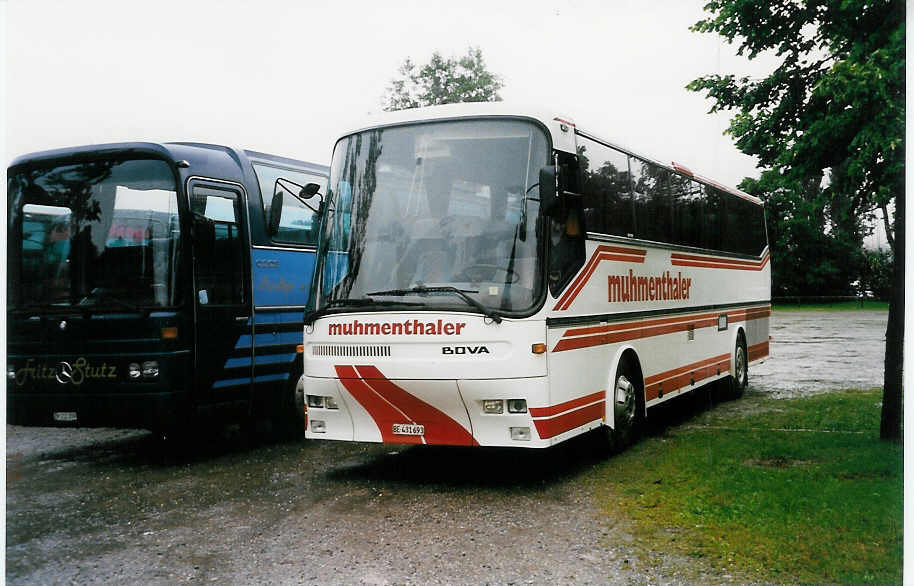 (031'833) - Muhmenthaler, Hasle-R�egsau - BE 431'693 - Bova am 6. Juni 1999 in Thun, Lachenwiese