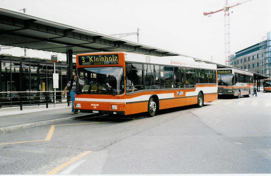 (036'012) - BOGG Wangen b.O. - Nr. 83/SO 117'612 - MAN (ex SOO Olten Nr. 83) am 28. August 1999 beim Bahnhof Olten