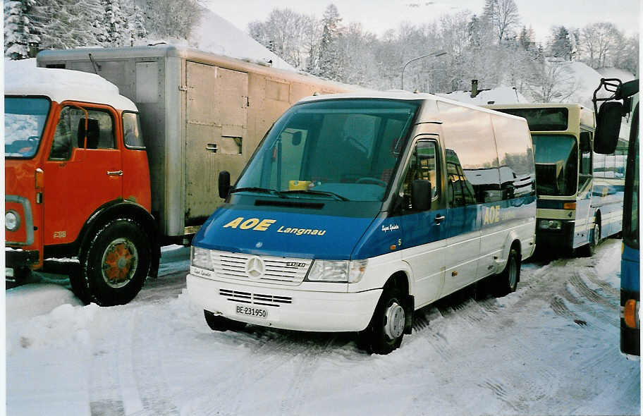 (038'126) - AOE Langnau - Nr. 5/BE 231'950 - Mercedes/Auw�rter am 30. Dezember 1999 in Langnau, Garage