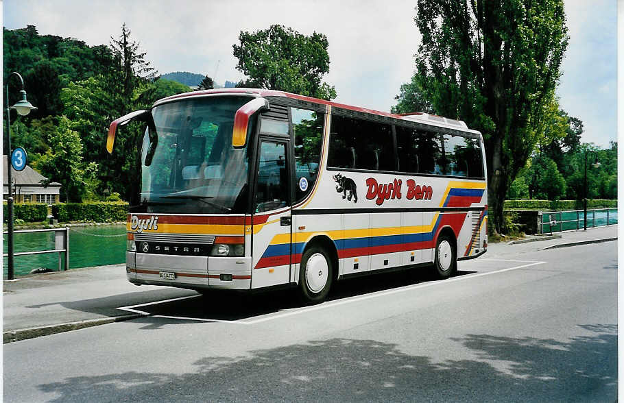 (040'909) - Dysli, Bern - Nr. 27/BE 134'772 - Setra (ex Brumann, Jonen) am 14. Juni 2000 bei der Schiffl�ndte Thun