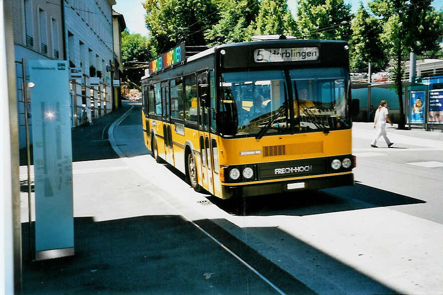 (041'418) - VBSH Schaffhausen - Nr. 1/SH 38'001 - Scania/FHS am 19. Juni 2000 beim Bahnhof Schaffhausen