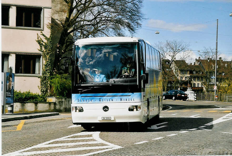 (045'631) - B�hrer, Hirzel - ZH 5998 - Mercedes am 8. April 2001 in Bern, Helvetiaplatz