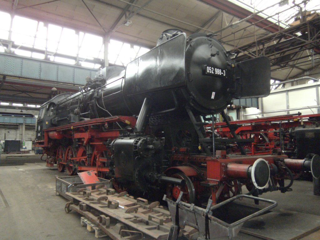 052 988-3 im DLW Meiningen