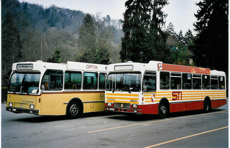 (052'219) - STI Thun - Nr. 28/BE 419'028 - Volvo/R&J (ex SAT Thun Nr. 28) am 16. M�rz 2002 bei der Schiffl�ndte Thun