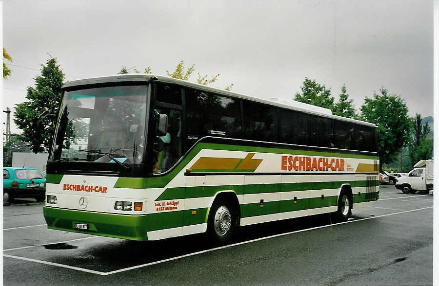 (054'214) - Schl�ppi, Muttenz - BL 161'817 - Mercedes am 28. Juni 2002 in Thun, Seestrasse