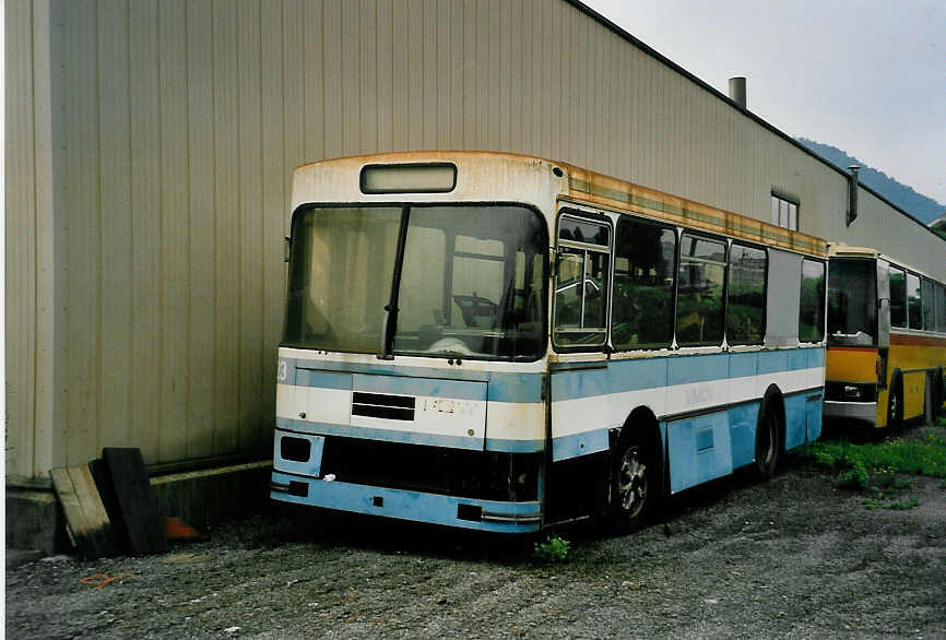 (054'734) - VMCV Clarens - Nr. 23 - FBW/Lauber am 23. Juli 2002 in Balerna, Garage AMSA