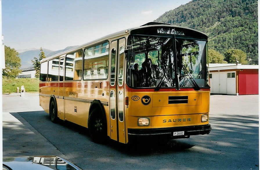 (054'836) - PTT-Regie - P 24'402 - Saurer/T�scher am 23. Juli 2002 in Steg