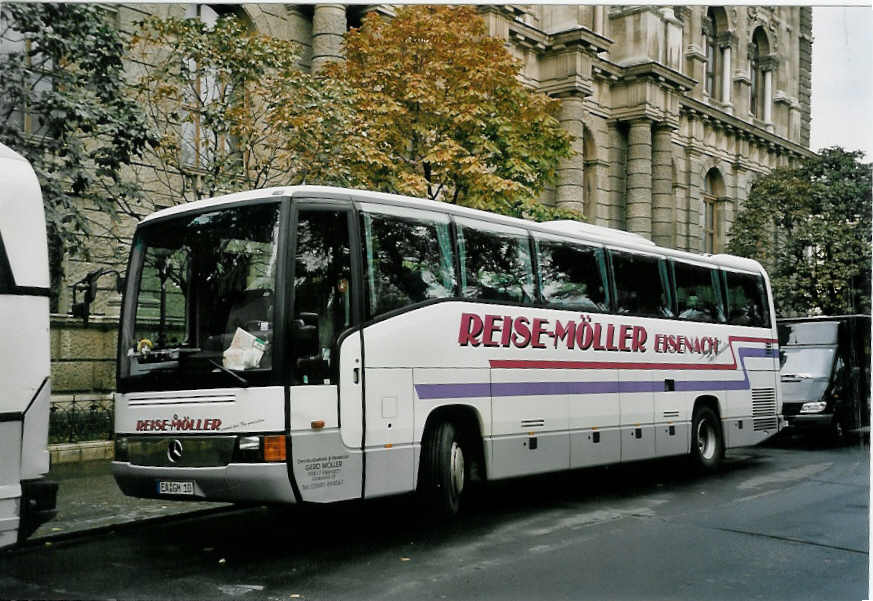 (056'433) - Aus Deutschland: M�ller, Eisenach - EA-GM 10 - Mercedes am 8. Oktober 2002 in Wien, Burgring
