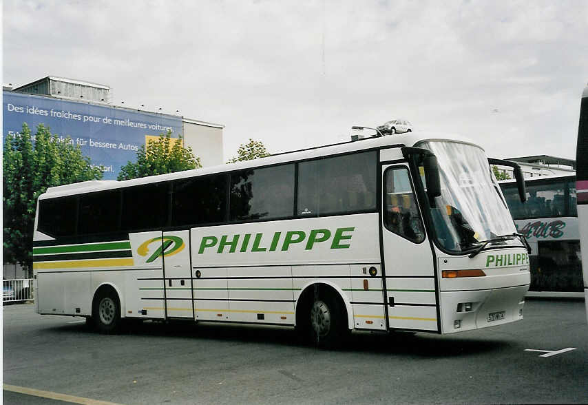 (056'924) - Aus Frankreich: Philippe, Thonon - 5791 WH 74 - Bova am 12. Oktober 2002 in Biel, Terminal B