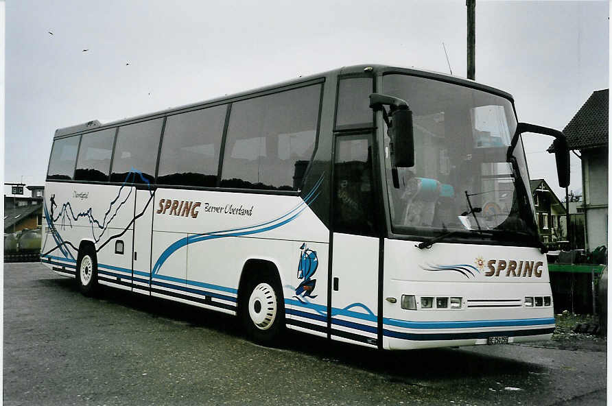 (057'316) - Spring, Schwenden - BE 250'255 - Dr�gm�ller am 10. November 2002 in Thun, Stockhornstrasse