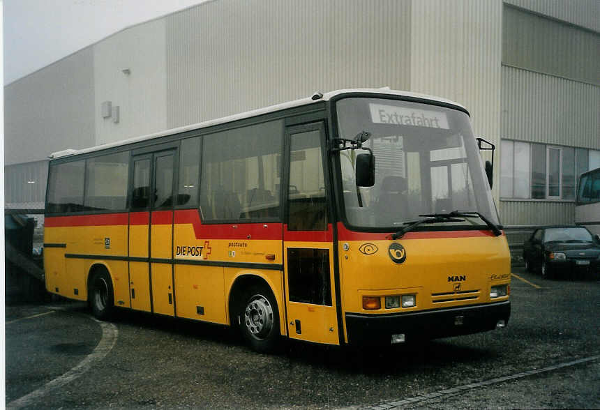 (057'913) - Nef, Hemberg - MAN/Auwrter am 27. Dezember 2002 in Biel, Rattinbus