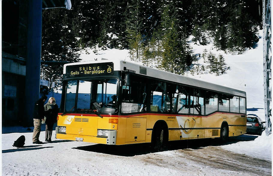 (058'721) - Portenier, Adelboden - Nr. 2/BE 26'853 - Mercedes (ex P 25'198; ex Anthamatten, Saas-Almagell) am 18. Februar 2003 in Adelboden, Bergl�ger