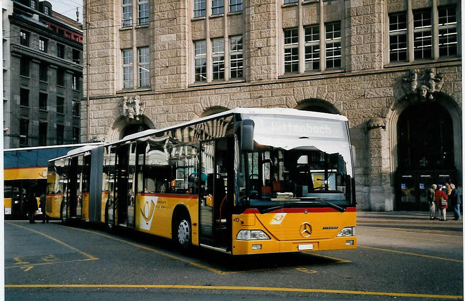 (059'523) - Cars Alpin Neff, Arbon - Nr. 10/TG 121'045 - Mercedes am 29. M�rz 2003 beim Bahnhof St. Gallen