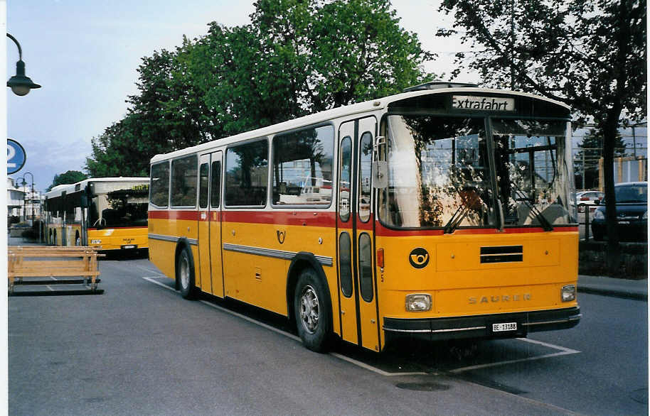 (060'026) - Engeloch, Riggisberg - Nr. 5/BE 13'188 - Saurer/Tscher (ex P 25'668) am 7. Mai 2003 bei der Schifflndte Thun