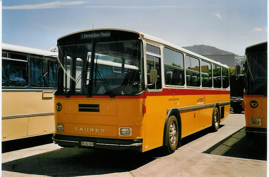 (060'916) - PostAuto Graub�nden - GR 102'369 - Saurer/R&J (ex P 24'350) am 21. Juni 2003 in Hinwil, AMP