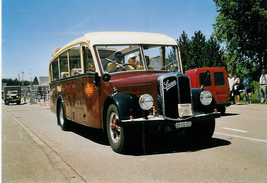 (060'934) - Sturzenegger, Bergdietikon - ZH 132'121 - Saurer/Saurer (ex Mazzoleni, Chur; ex Societ� Rabadan, Bellinzona; ex Faggio, Bellinzona) am 21. Juni 2003 in Hinwil, AMP