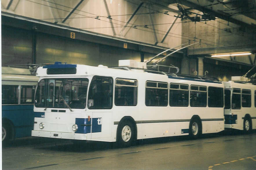 (062'537) - TL Lausanne - Nr. 745 - FBW/Hess Trolleybus am 4. August 2003 in Lausanne, Dpt Borde