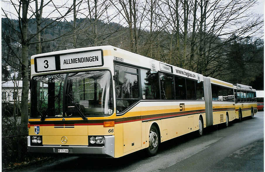 (065'119) - STI Thun - Nr. 66/BE 371'366 - Mercedes am 15. Januar 2004 bei der Schifflndte Thun