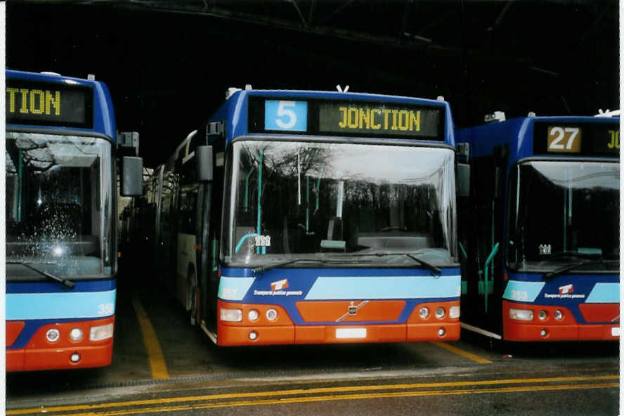 (066'315) - TPG Gen�ve - Nr. 357/GE 96'221 - Volvo am 21. M�rz 2004 in Gen�ve, D�p�t