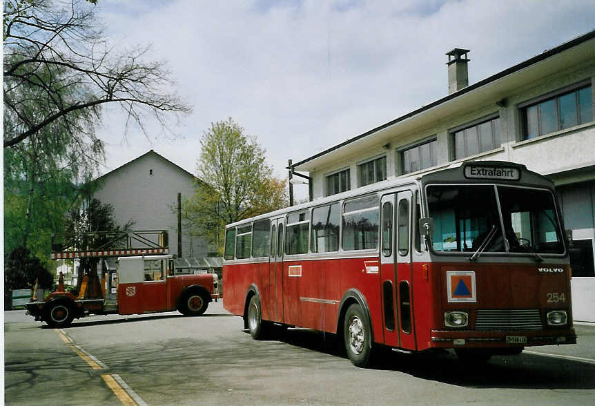 (067'122) - Zivilschutz, Winterthur - Nr. 254/ZH 508'416 - Volvo/T�scher (ex WV Winterthur Nr. 254) am 24. April 2004 in Winterthur, Depot Deutweg