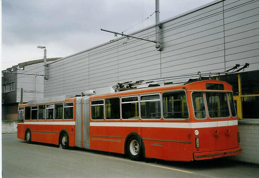 (067'714) - TN Neuch�tel - Nr. 153 - FBW/Hess Gelenktrolleybus (ex Nr. 53) am 22. Mai 2004 in Marin, D�p�t
