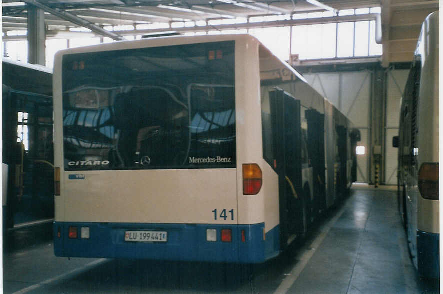 (067'826) - VBL Luzern - Nr. 141/LU 199'441 - Mercedes am 23. Mai 2004 in Luzern, Depot