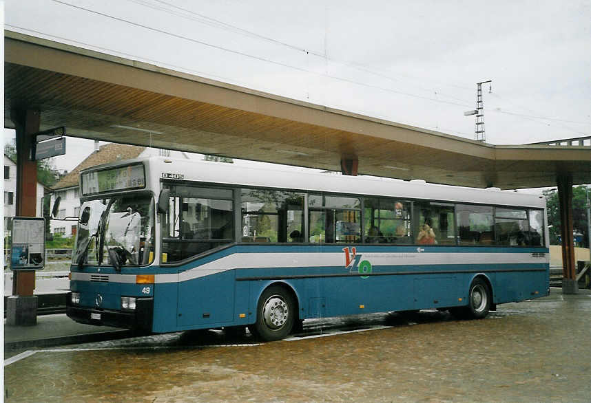(068'435) - VZO Gr�ningen - Nr. 49/ZH 175'549 - Mercedes am 19. Juni 2004 beim Bahnhof Wetzikon