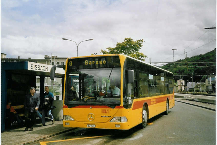 (069'305) - AGSE Eptingen - BL 7641 - Mercedes am 10. Juli 2004 beim Bahnhof Sissach