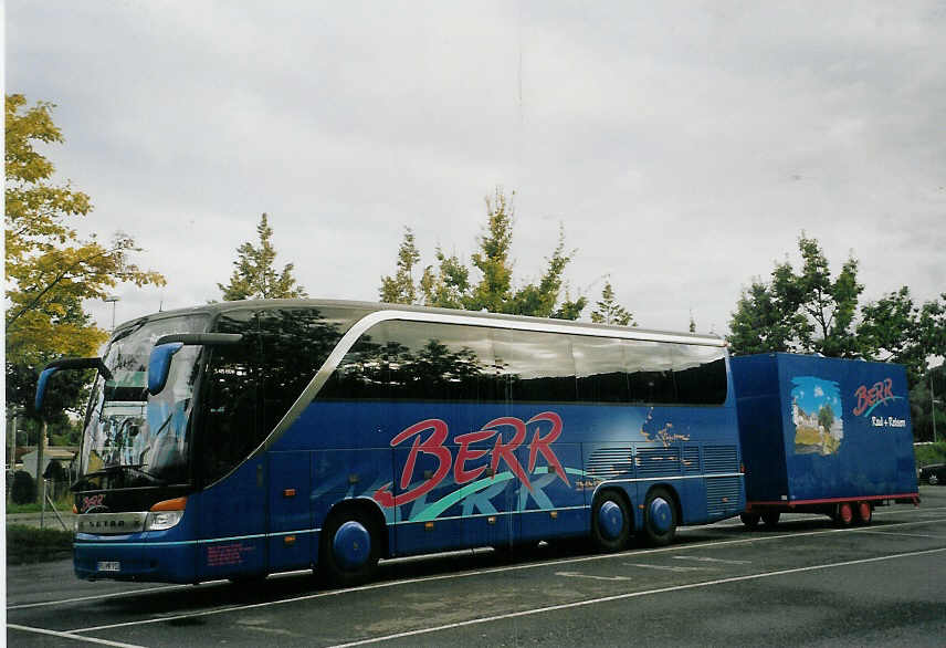 (069'924) - Aus Deutschland: Berr, Bruckm�hl - RO-MR 910 - Setra am 14. August 2004 in Thun, Seestrasse
