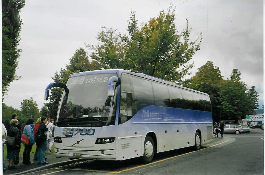 (071'222) - Ldi, Uetendorf - BE 103'520 - Volvo am 26. September 2004 in Thun, Lachen