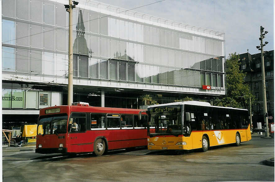 (071'823) - PostAuto Bern-Freiburg-Solothurn - Nr. 533/BE 615'696 - Mercedes (ex P 25'236) am 8. Oktober 2004 beim Bahnhof Bern