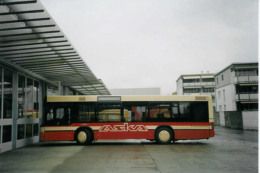 (072'507) - ASKA Aeschi - Nr. 5/BE 503'083 - MAN am 5. November 2004 in Thun, Garage STI
