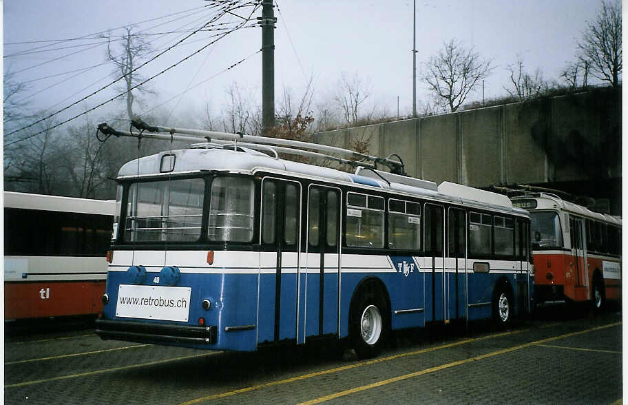 (074'531) - TF Fribourg (R�trobus) - Nr. 40 - Saurer/Hess Trolleybus am 12. Februar 2005 in Lausanne, D�p�t Borde