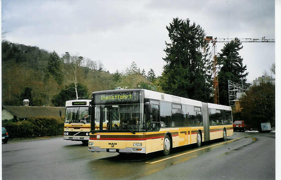 (074'730) - STI Thun - Nr. 90/BE 572'090 - MAN am 13. Februar 2005 bei der Schiffl�ndte Thun