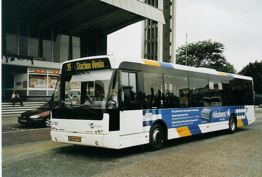 (078'915) - Hermes, Kampen - Nr. 1740/BN-NV-95 - VDL Berkhof am 21. Juli 2005 beim Bahnhof Venlo