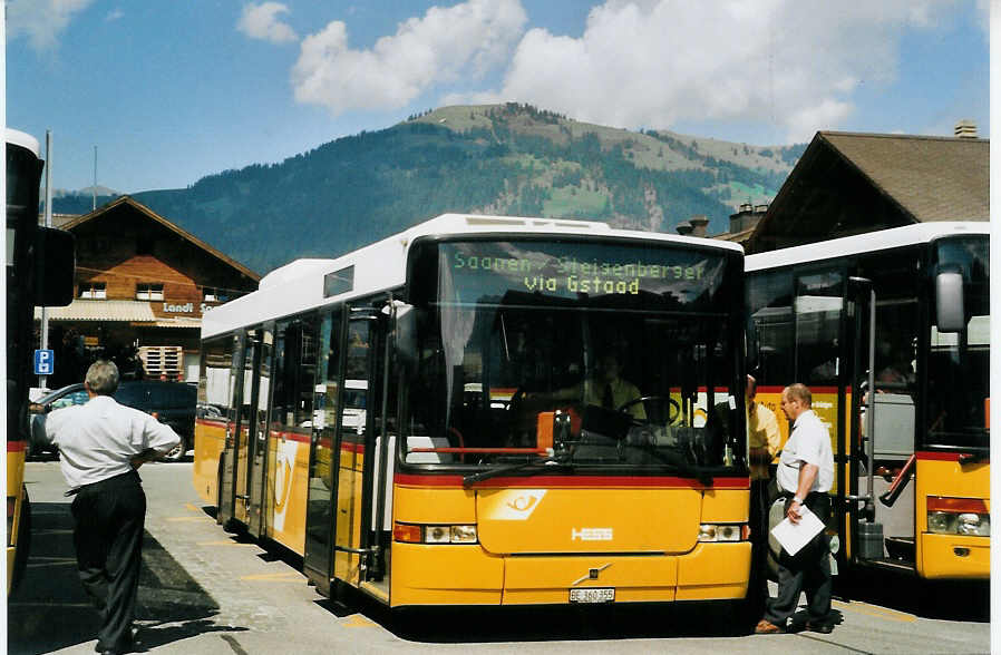 (080'229) - K�bli, Gstaad - BE 360'355 - Volvo/Hess am 3. September 2005 beim Bahnhof Gstaad