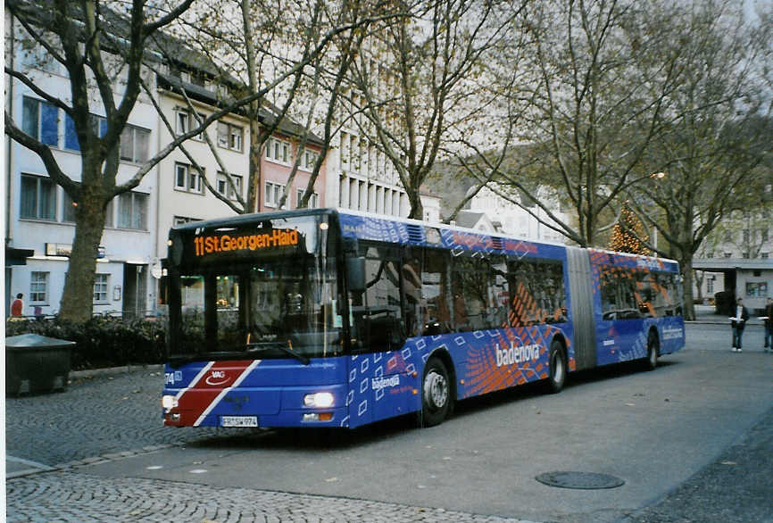 (081'725) - VAG Freiburg - Nr. 974/FR-SW 974 - Mercedes am 3. Dezember 2005 in Freiburg, Siegesdenkmal