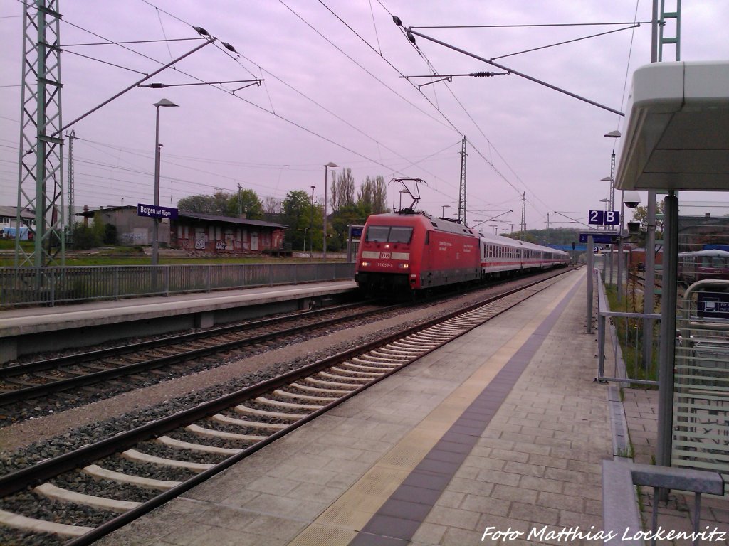 101 059-4 bei der Einfahrt in Bergen auf R�gen am 11.5.13