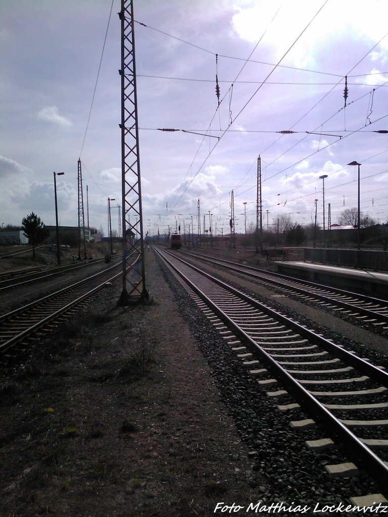 101 085-9 Solo unterwegs beim Verlassen des Bahnhofs Bergen auf R�gen am 19.4.13