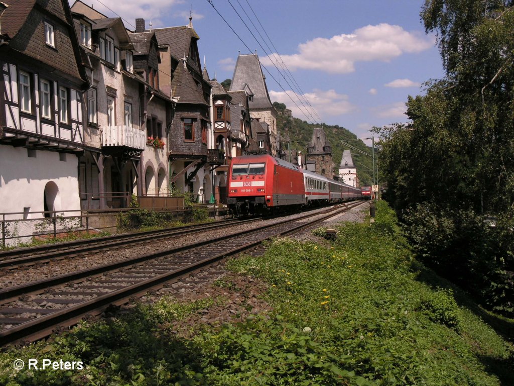 101 089-1 erreicht Bacharach mit den EC 101/103 Hamburg-Chur. 24.07.08
