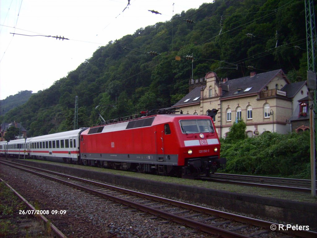 101 156-5 erreicht Bacharach mit ein IC 1814 Stuttgart – Berlin Sdk.. 26.07.08
